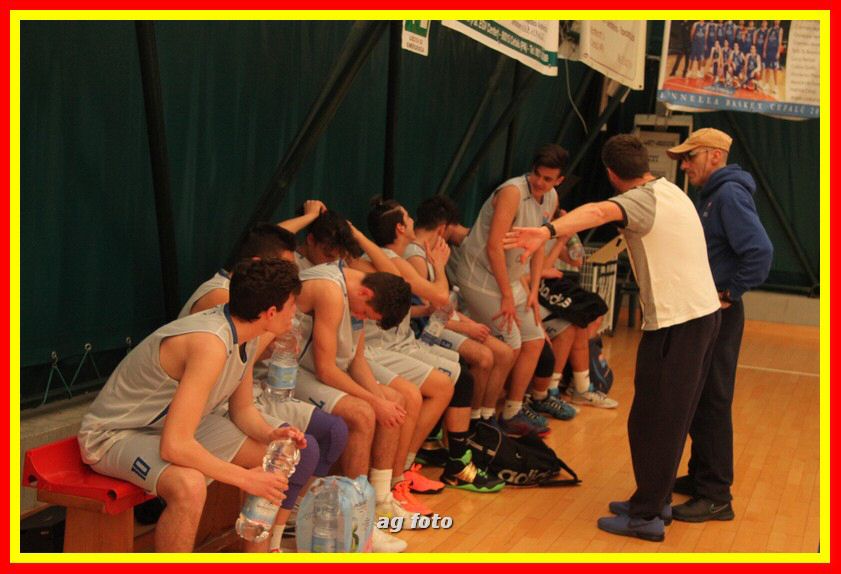 170407 basketU16 037_tn.jpg